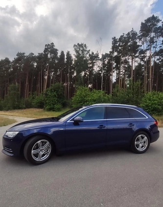 Audi A4 cena 77900 przebieg: 107150, rok produkcji 2016 z Kępno małe 497